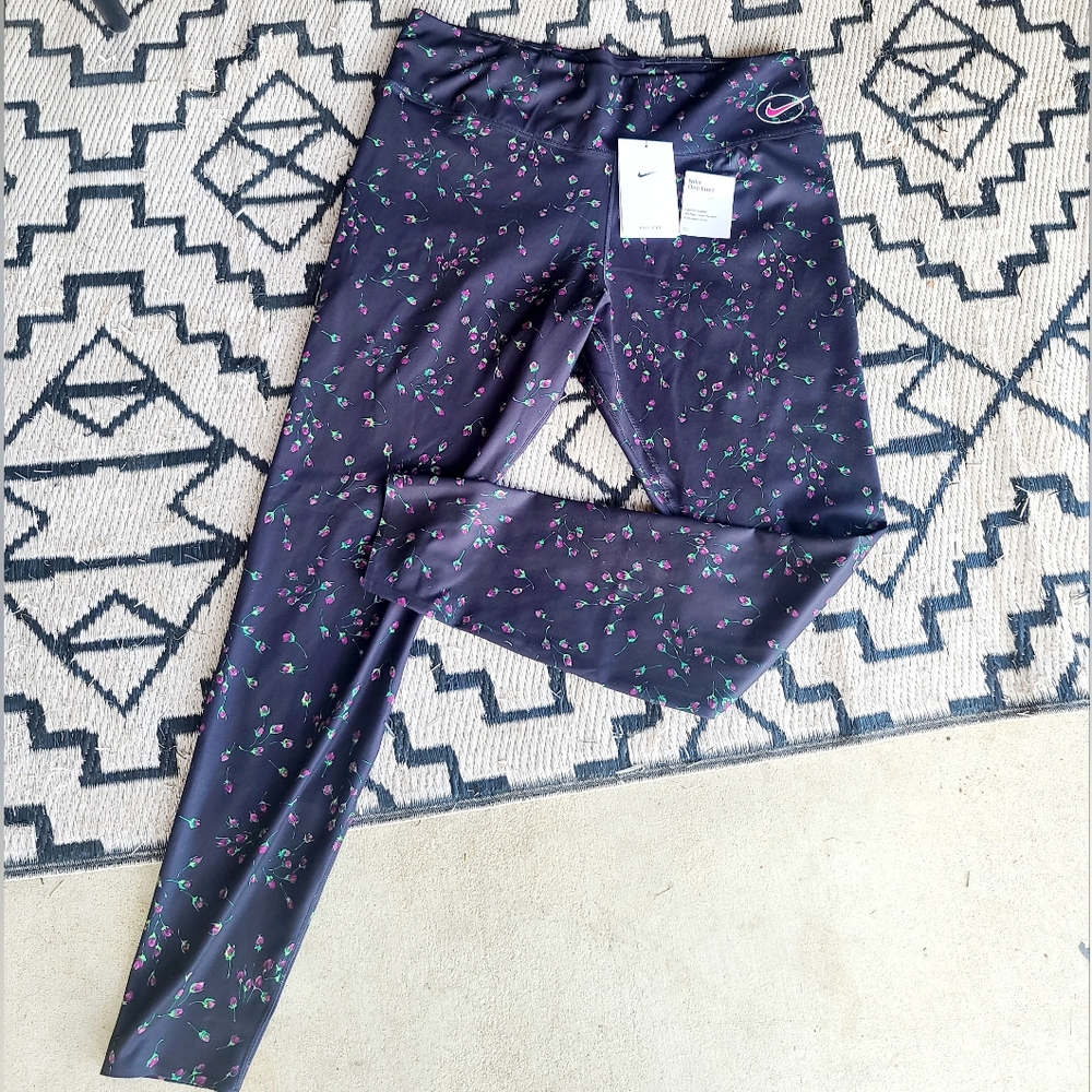 Nike One Luxe Leggings Size XL